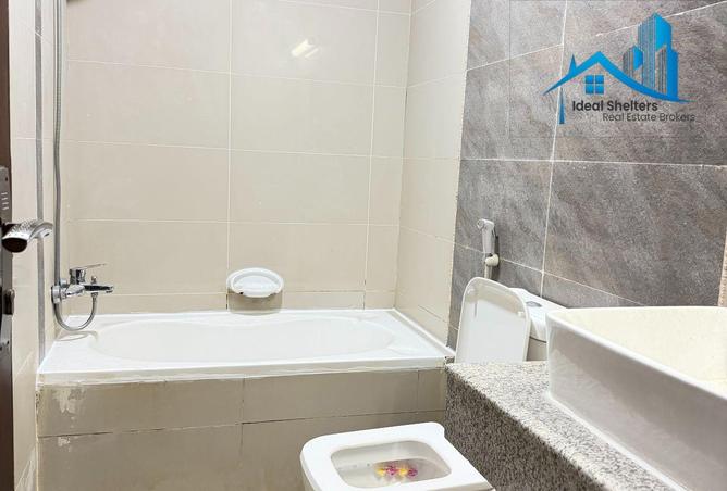 54402623 - Property Image 3