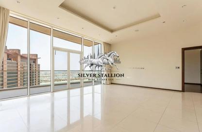 Apartment - 3 Bedrooms - 3 Bathrooms for rent in Sapphire - Tiara Residences - Palm Jumeirah - Dubai