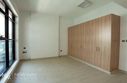 Apartment - 1 Bedroom - 2 Bathrooms for rent in Karimian 3 - Jumeirah Garden City - Al Satwa - Dubai