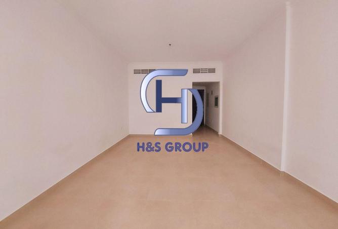 2P0OMxaYxyy - Property Main Image