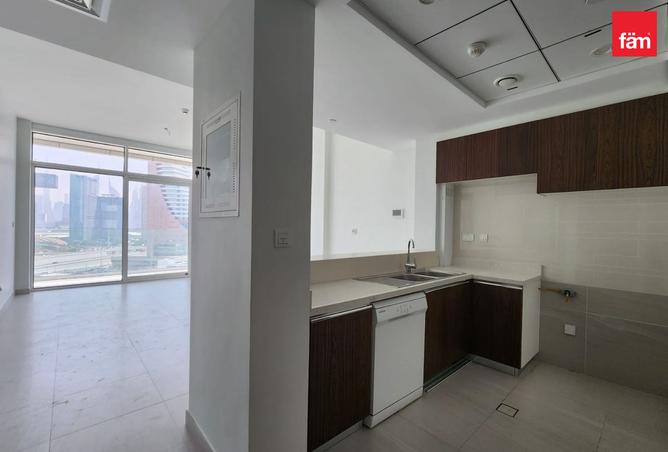 122007481 - Property Image 3