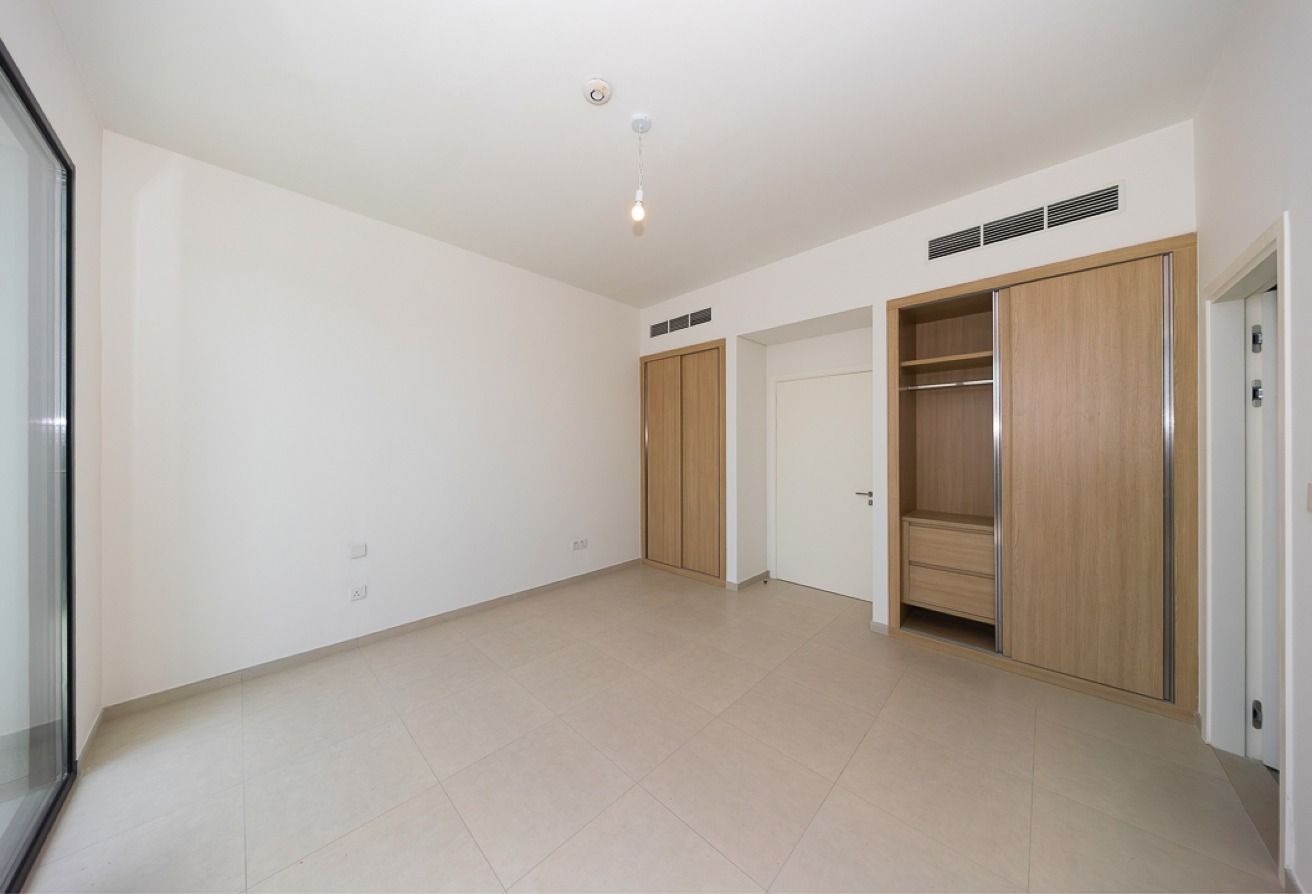 4 bedroom townhouse in Jebel Ali Village Townhouses, Jebel Ali: 8