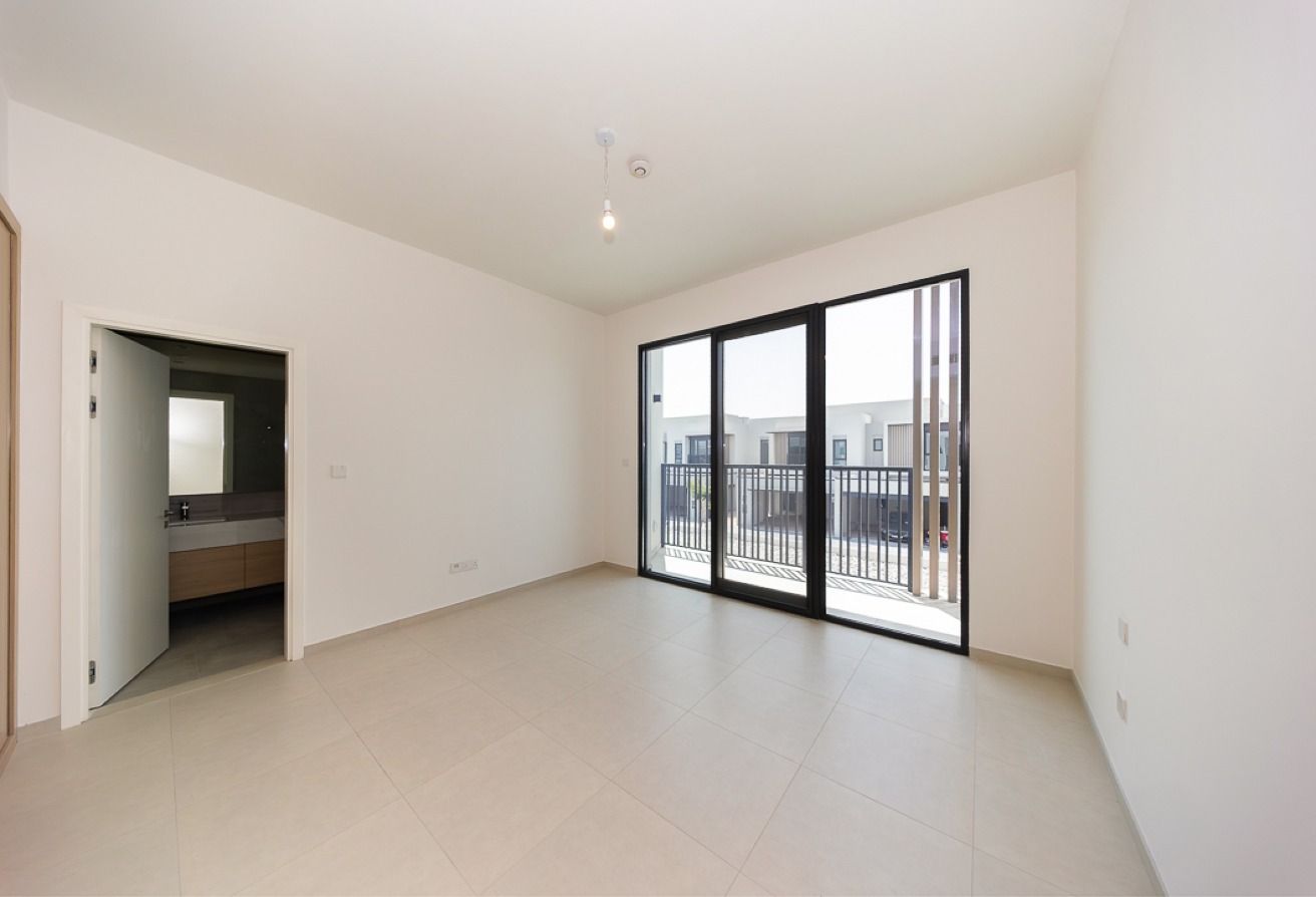 4 bedroom townhouse in Jebel Ali Village Townhouses, Jebel Ali: 9