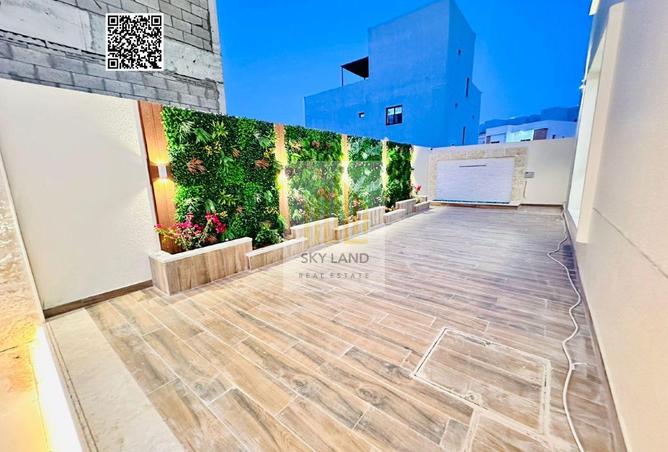 80250097 - Property Image 3