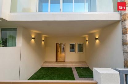 Townhouse - 2 - 3 for rent in Rukan 3 - Rukan - Dubai Townhouse - 2 - 3 for rent in Rukan 3 - Rukan - Dubai