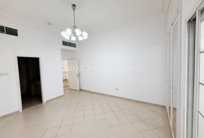 76564473 - Property Image 3