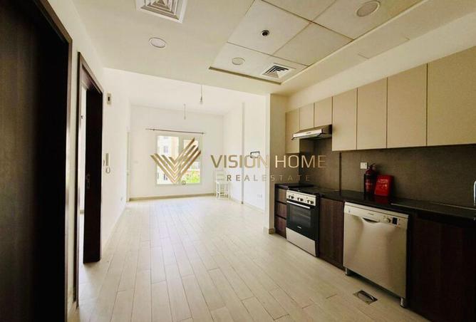 76967211 - Property Image 3