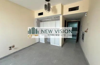 Apartment - 1 Bathroom for rent in Qasimia 10 building - Al Mahatta - Al Qasimia - Sharjah