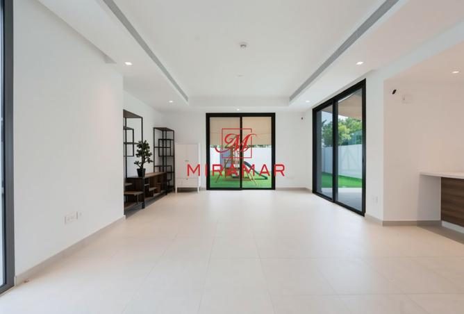 132003601 - Property Image 3