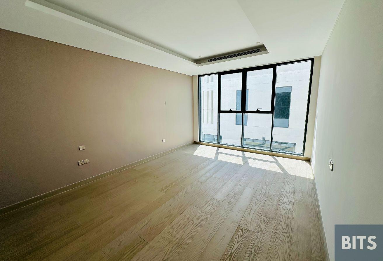 Signature Living | Full Golf View | From July 2026 photo 17