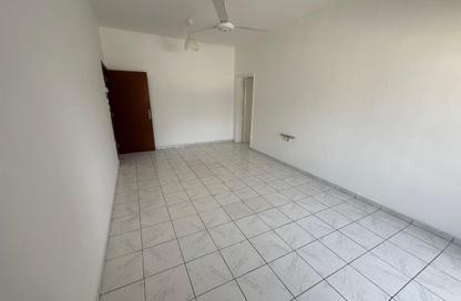 Apartment - 2 Bedrooms - 2 Bathrooms for rent in Abu Shagara building - Abu shagara - Sharjah