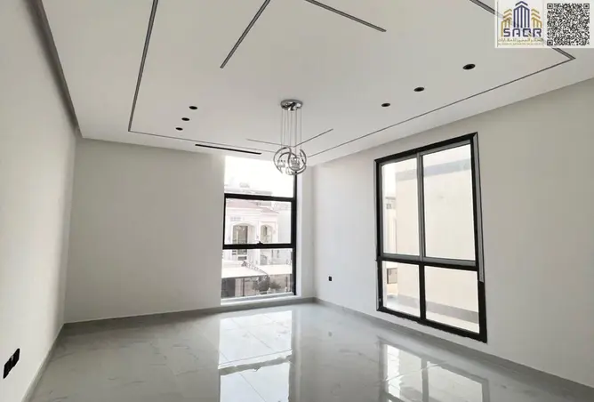 135143661 - Property Image 3