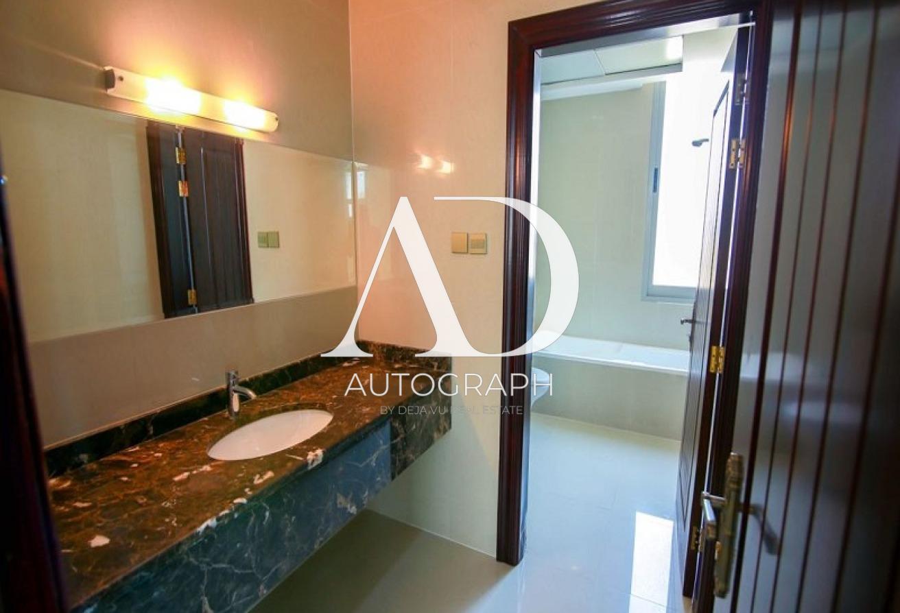 Modern 5 Bed Independent Villa with Private Pool photo 5