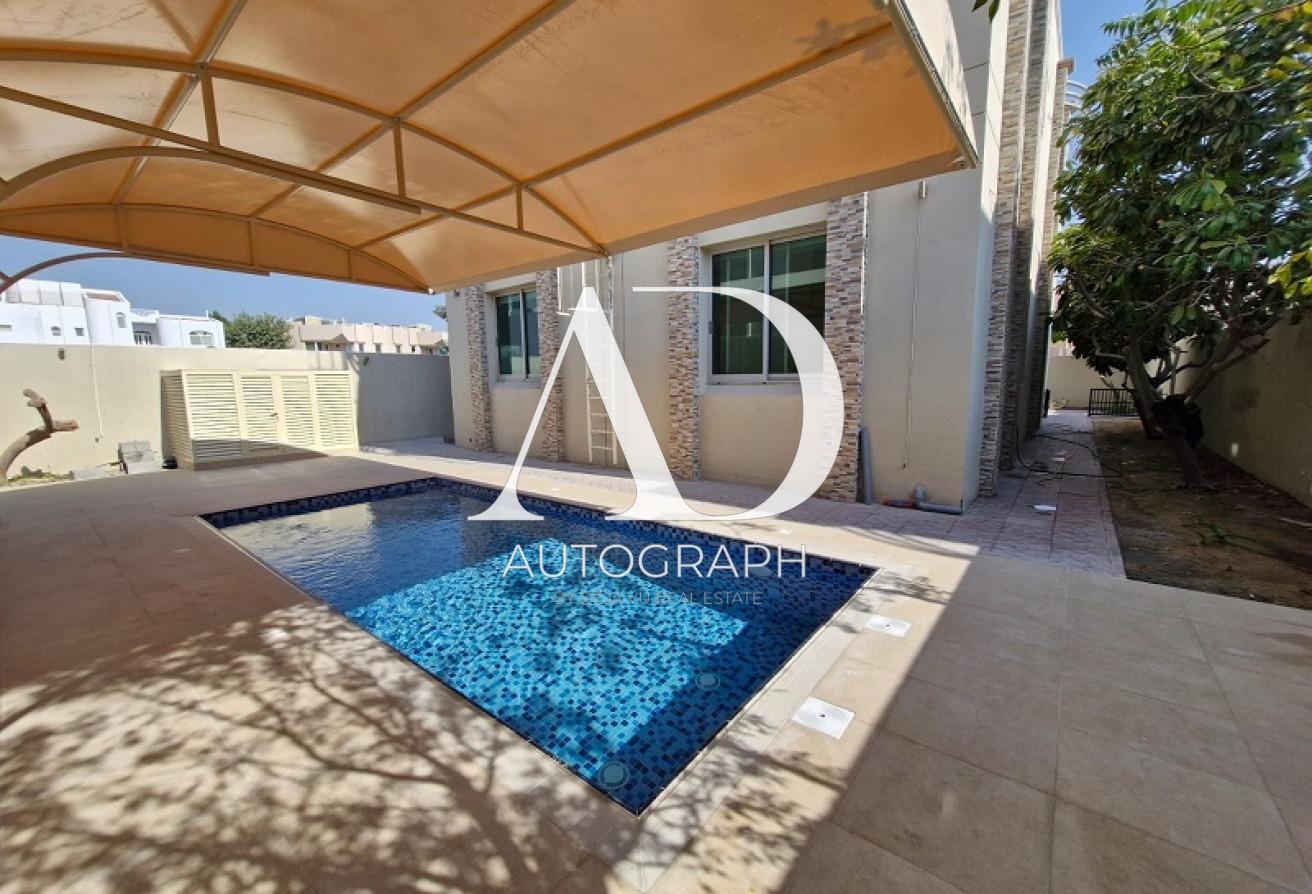 Modern 5 Bed Independent Villa with Private Pool photo 3
