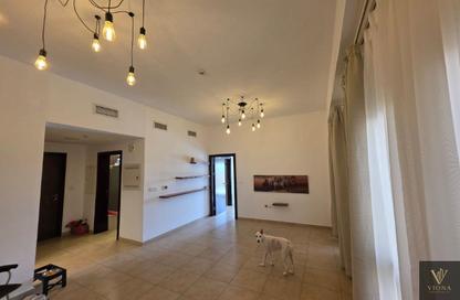 Apartment - 1 Bedroom - 2 Bathrooms for rent in Al Thamam 10 - Al Thamam - Remraam - Dubai Apartment - 1 Bedroom - 2 Bathrooms for rent in Al Thamam 10 - Al Thamam - Remraam - Dubai