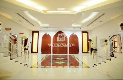 Villa - 7+ - 7+ for rent in Sector E - Emirates Hills - Dubai