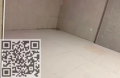 سكن عمال - استوديو - 8 حمامات للايجار في بناية اس جي 10 - المنطقة الصناعية رقم 10 - المنطقة الصناعية بالشارقة - الشارقة