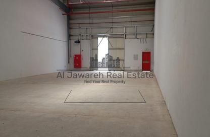 Warehouse - Studio for rent in Umm Dir - Umm Al Quwain