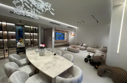 تاون هاوس - 4 غرف نوم - 4 حمامات للبيع في الحقول - المنطقة 11 - مدينة الشيخ محمد بن راشد - دبي