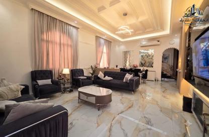 Villa - 5 Bedrooms - 7 Bathrooms for sale in Al Mowaihat 1 - Al Mowaihat - Ajman