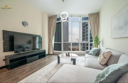 Apartment - 1 Bedroom - 1 Bathroom for rent in Panoramic Tower - Dubai Marina - Dubai