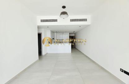 شقة - 2 غرف نوم - 3 حمامات للايجار في مسار ريزيدنس - المدينة العالمية المرحلة 2 - 4 الورسان - الورسان - دبي