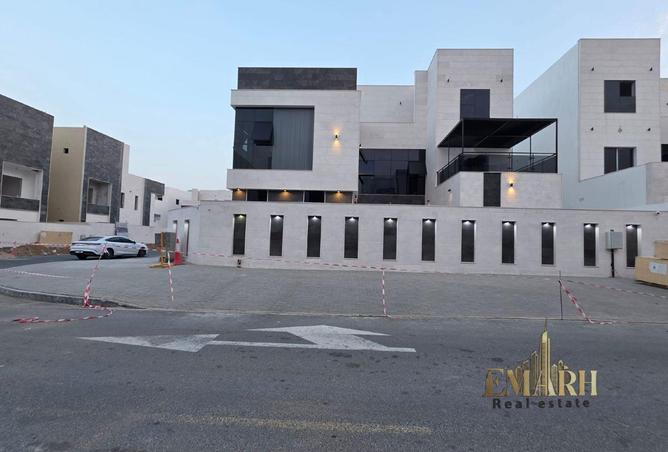 87869867 - صورة العقار 2