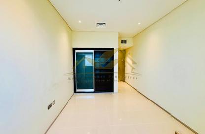 Apartment - 1 - 2 for rent in Sheikh Zayed Road - Dubai