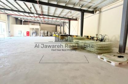 Warehouse - Studio - 2 Bathrooms for rent in Umm Dir - Umm Al Quwain