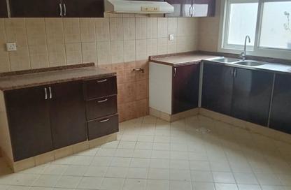 Apartment - 2 Bedrooms - 2 Bathrooms for rent in Al Qulaya'ah - Al Sharq - Sharjah Apartment - 2 Bedrooms - 2 Bathrooms for rent in Al Qulaya'ah - Al Sharq - Sharjah