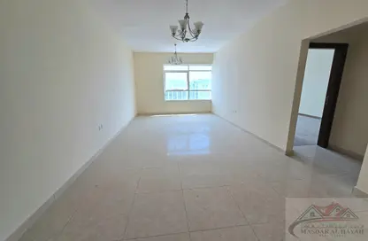 Apartment - 1 Bedroom - 2 Bathrooms for rent in Muwaileh 29 Building - Muwaileh - Sharjah