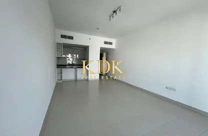 Apartment - 1 Bedroom - 1 Bathroom for rent in Oxford Building - District 14 - Jumeirah Village Circle - Dubai
