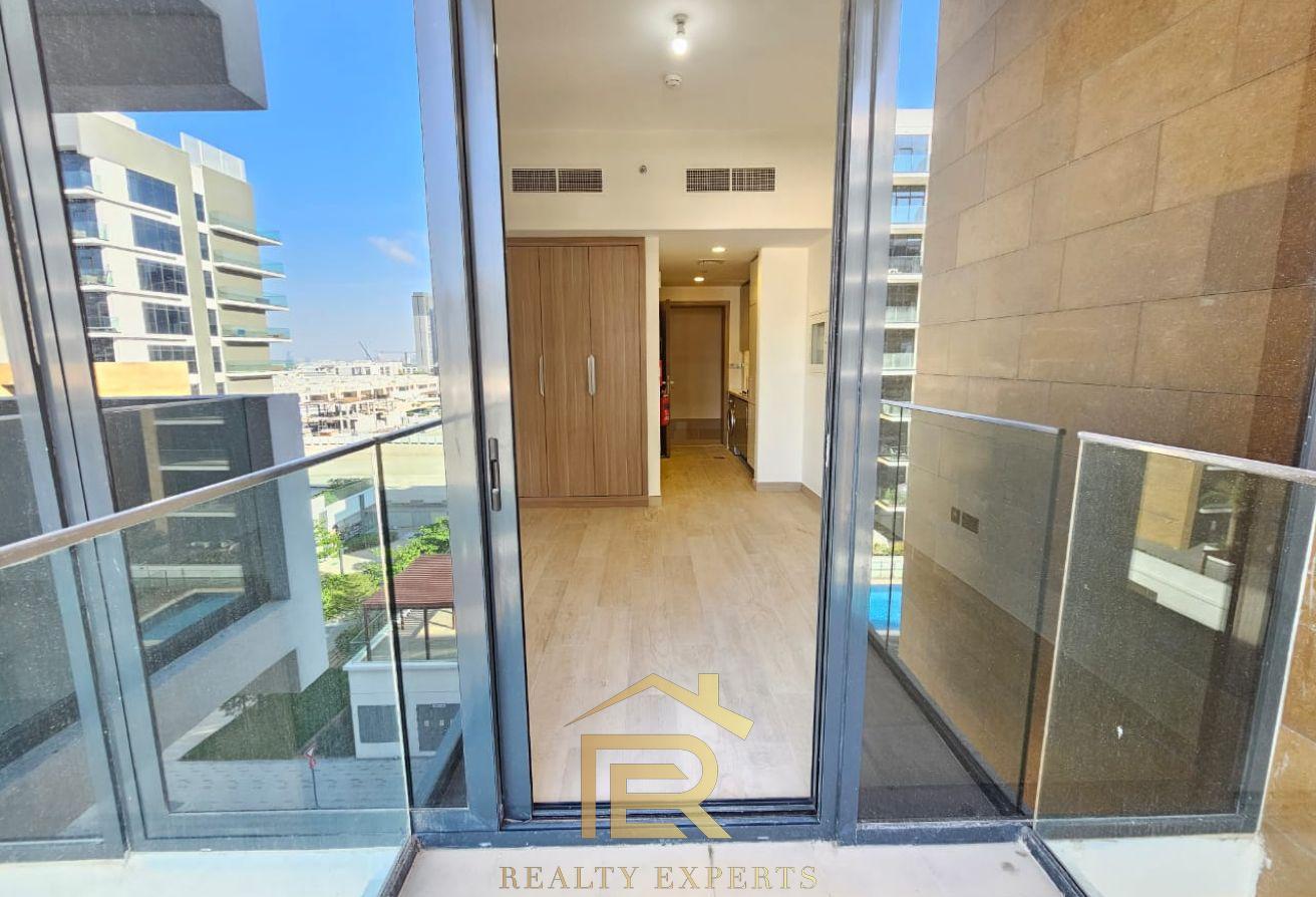 EXQUISITE STUDIO | MULTIPLE UNITS | GREAT DEAL!!! photo 4