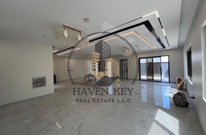 Villa - 7+ - 7+ for sale in Al Hooshi Villas - Hoshi - Al Badie - Sharjah