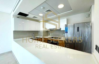Apartment - 3 Bedrooms - 3 Bathrooms for rent in Radiant Viewz Towers - City Of Lights - Al Reem Island - Abu Dhabi