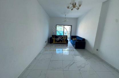Apartment - 2 - 3 for rent in Al Majaz 1 - Al Majaz - Sharjah