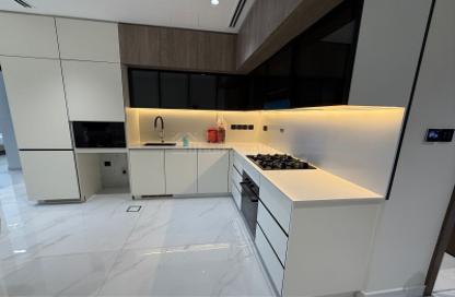 شقة - 1 - 2 للإيجار في سكاي هيلز ريزيدنسز 1 - سكاي هيلز ريسيدنزيس - حديقة دبي العلميه - دبي