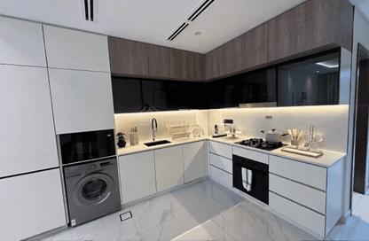 شقة - 1 - 2 للإيجار في سكاي هيلز ريزيدنسز 1 - سكاي هيلز ريسيدنزيس - حديقة دبي العلميه - دبي