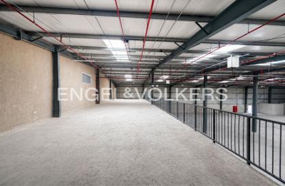 Warehouse - Studio for rent in 8WD - Dubai Investment Park 1 (DIP 1) - Dubai Investment Park (DIP) - Dubai