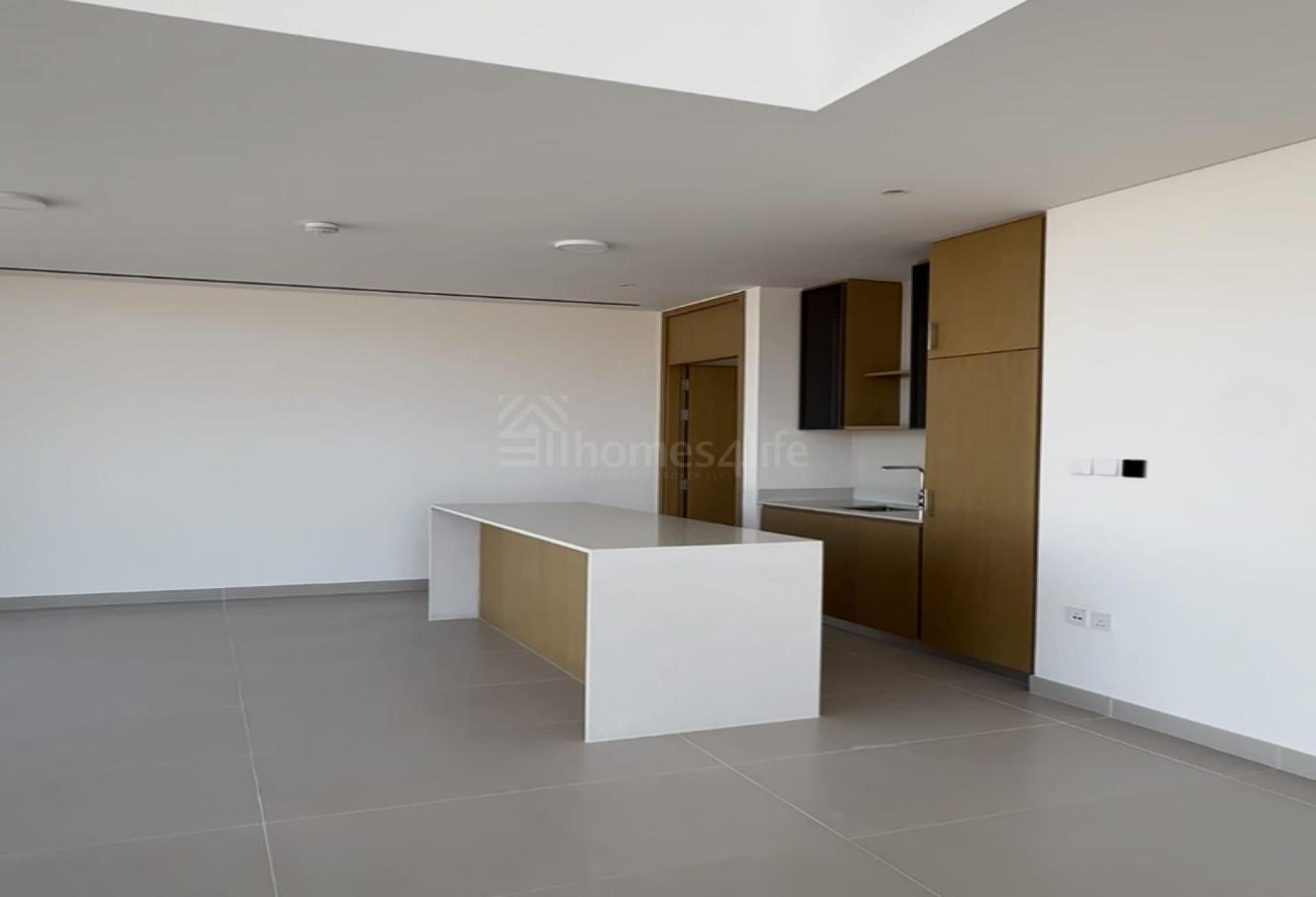 True corner unit / Fresh listing / Biggest Plot photo 8