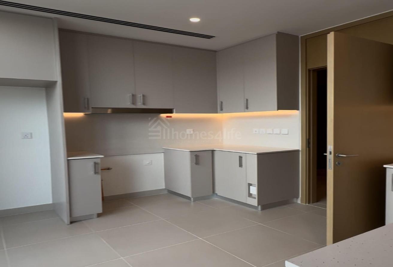 True corner unit / Fresh listing / Biggest Plot photo 10