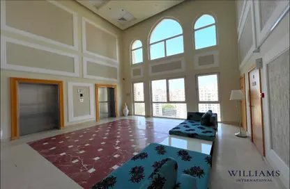 Apartment - 4 Bedrooms - 5 Bathrooms for rent in Al Das - Shoreline Apartments - Palm Jumeirah - Dubai