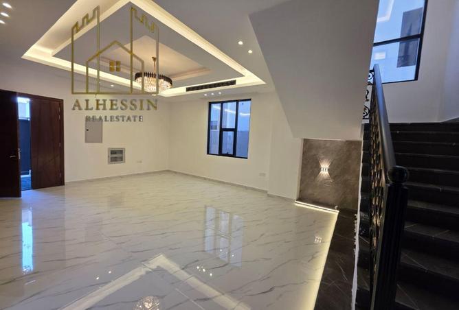 56972617 - Property Image 3