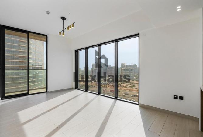 75027845 - Property Image 3