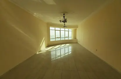 Apartment - 2 Bedrooms - 3 Bathrooms for sale in Al Majaz 2 - Al Majaz - Sharjah