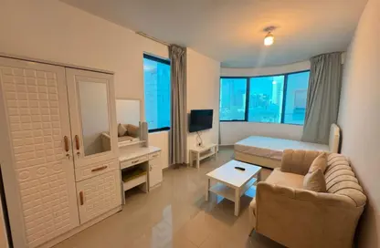 Apartment - Studio - 1 Bathroom for rent in Zayed the First Street - Al Khalidiya - Abu Dhabi