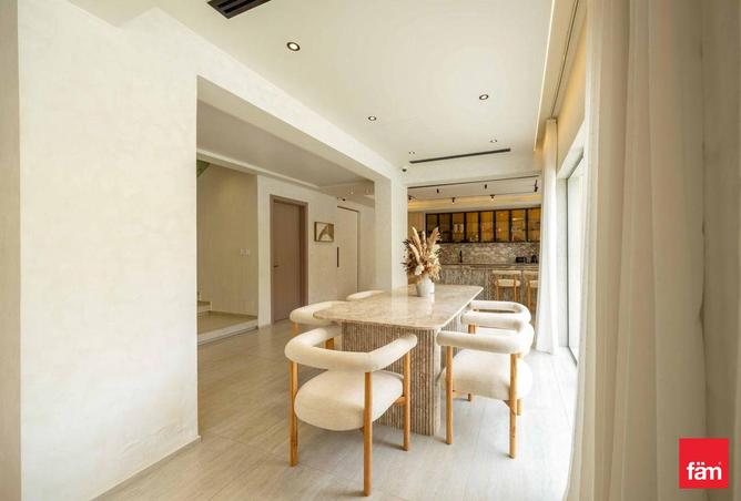 73817534 - Property Image 3