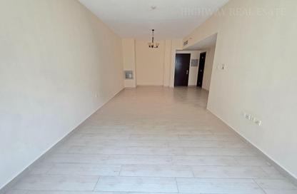Apartment - 1 Bedroom - 2 Bathrooms for rent in Muwaileh 3 Building - Muwaileh - Sharjah