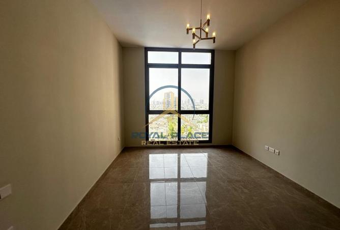 83668193 - Property Image 3