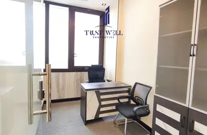 مركز أعمال - استوديو - 4 حمامات للايجار في بناية دار السلام - شارع الكورنيش - أبوظبي